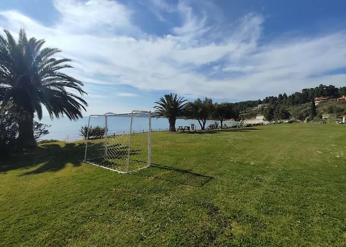 Beachfront Charming Maisonette Dom wakacyjny *